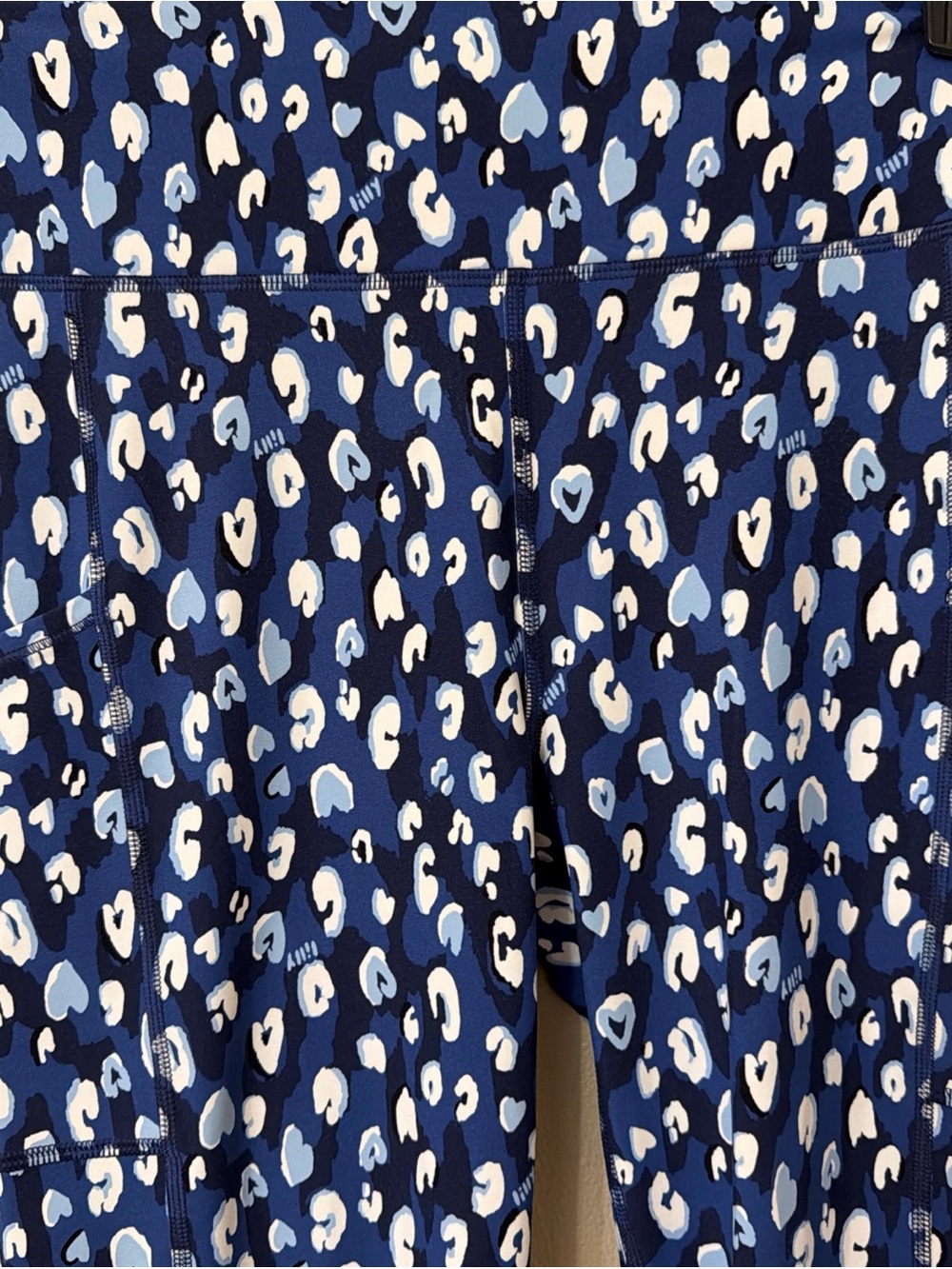 Lilly Pulitzer Weekender High Rise Legging starlight navy you’re an animal med - Picture 3 of 7